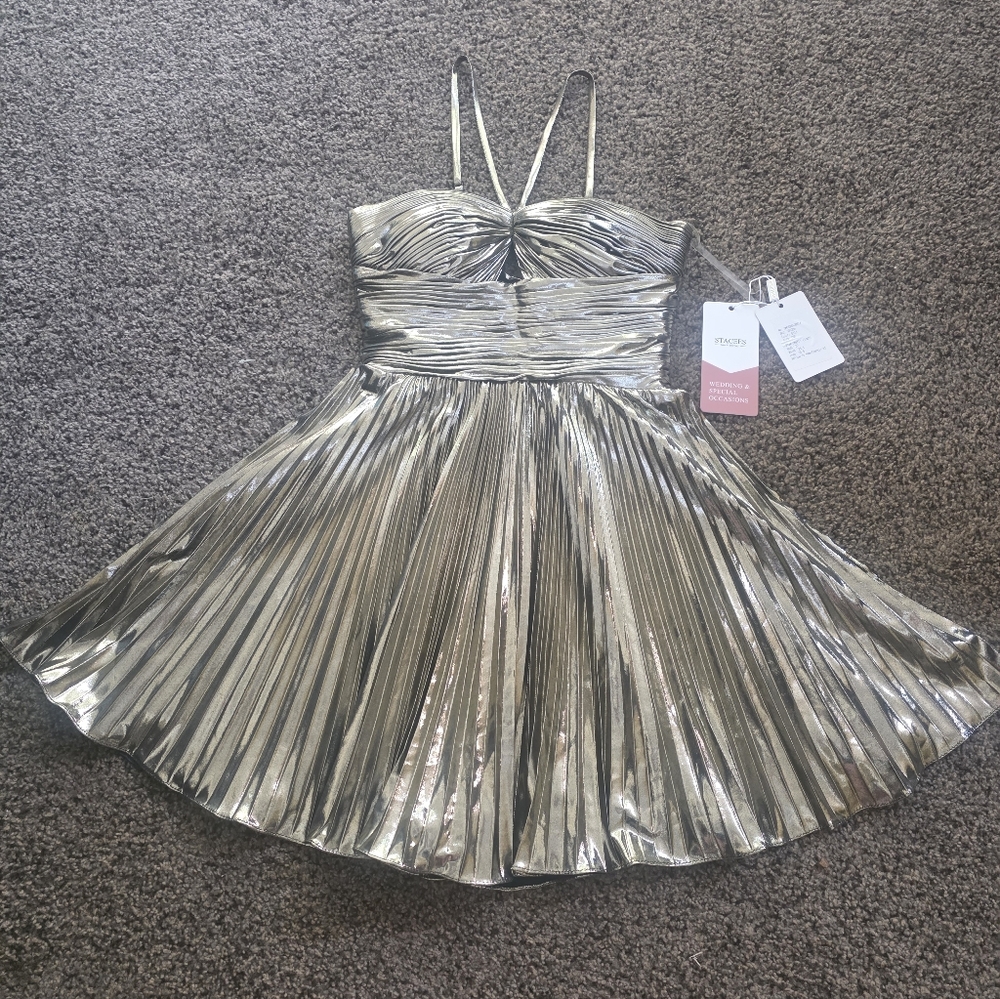 Metallic Gold Pleated Prom Dress with Spaghetti Straps